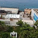Yali * קס